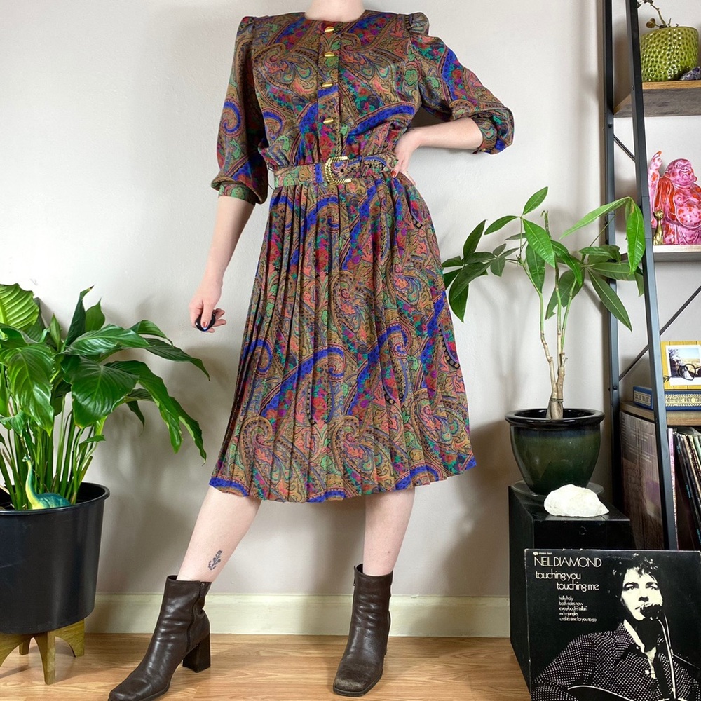 Vintage 80s Paisley Dress With Pleated Skirt